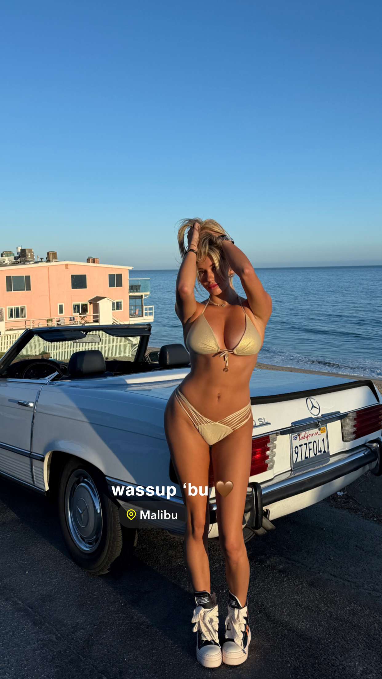 breckiehill snapchat image archive image