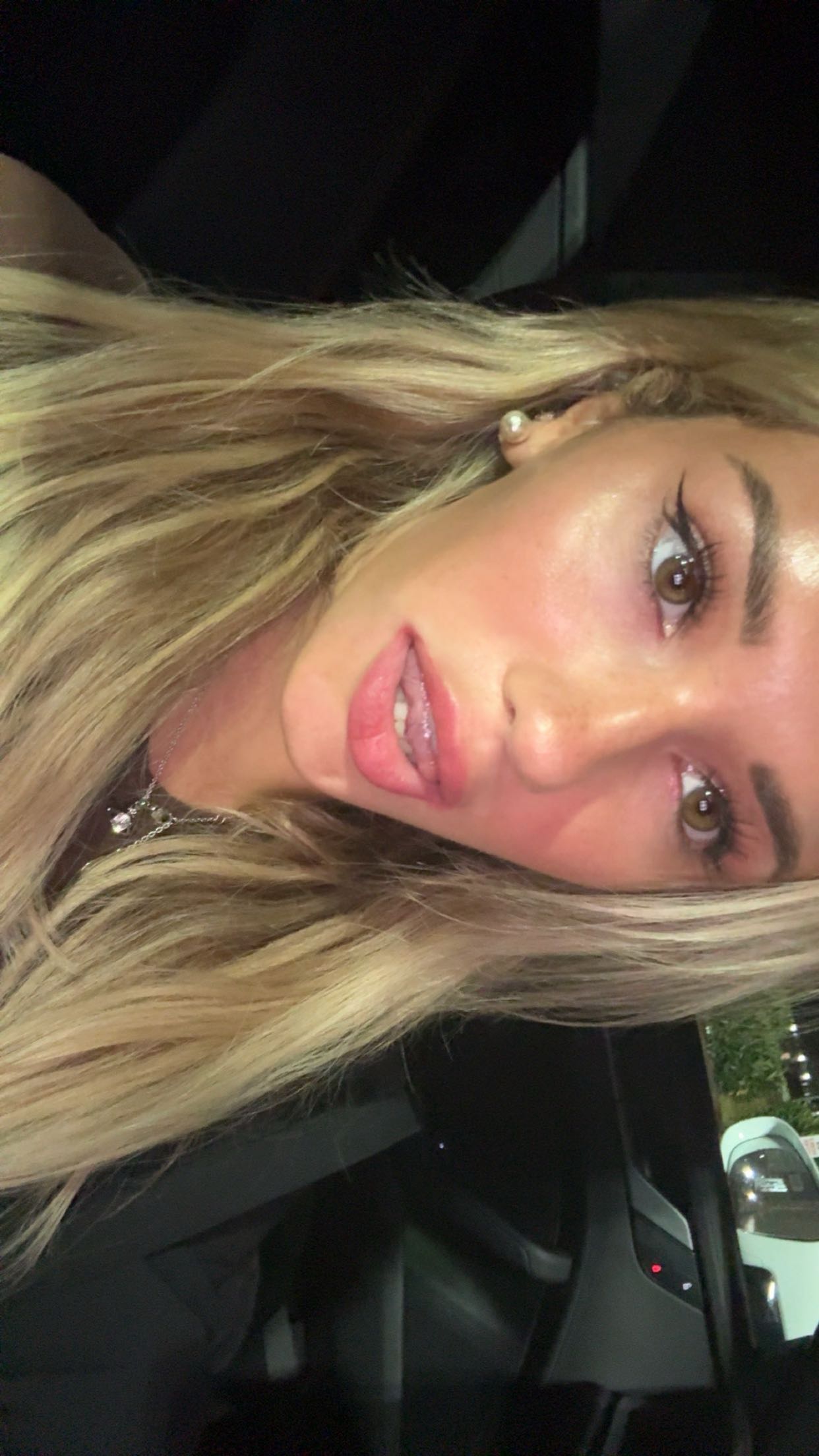 breckiehill snapchat image archive image