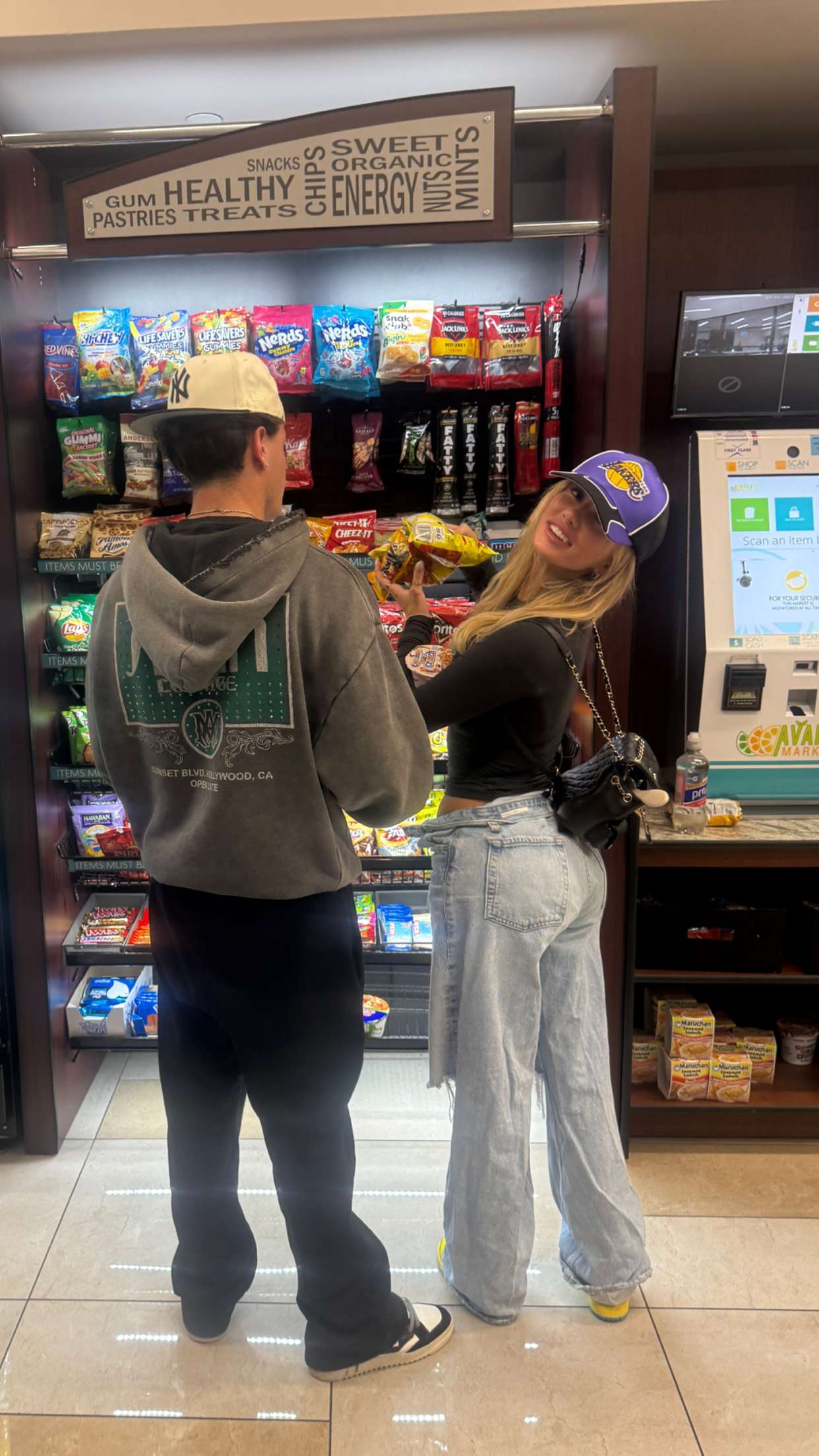 breckiehill snapchat image archive image