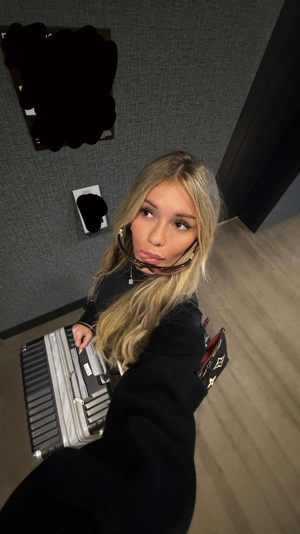 breckiehill snapchat image archive image