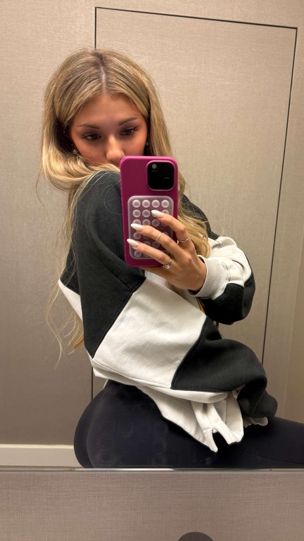 breckiehill snapchat image archive image