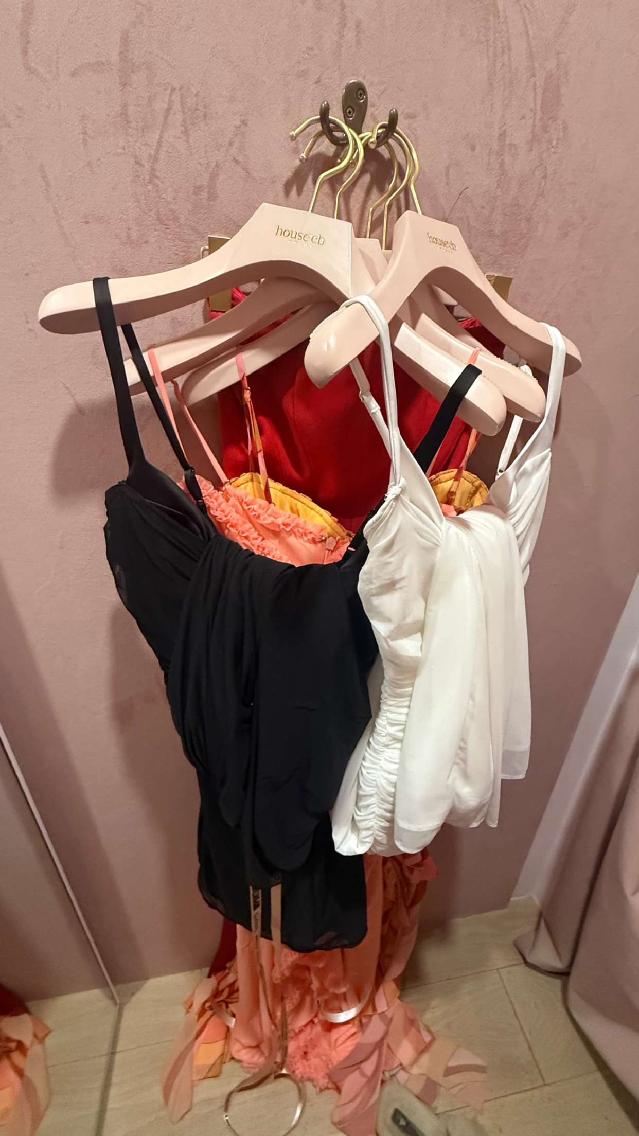 breckiehill snapchat image archive image