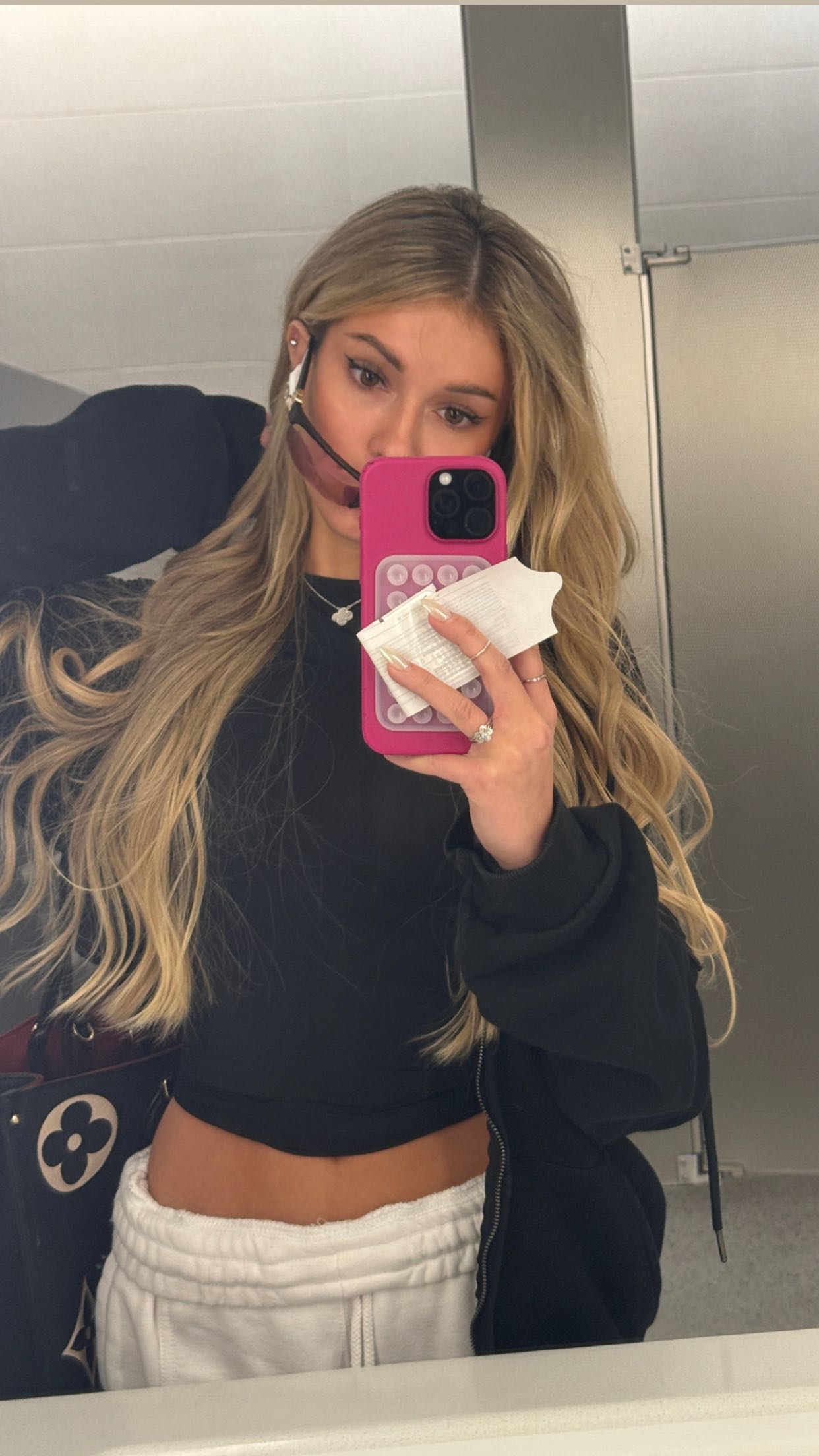 breckiehill snapchat image archive image