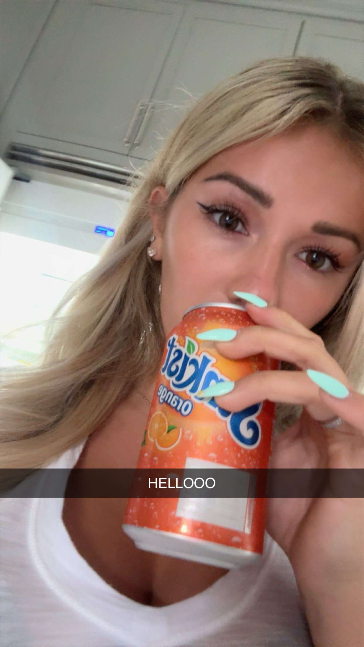 breckiehill snapchat image archive image