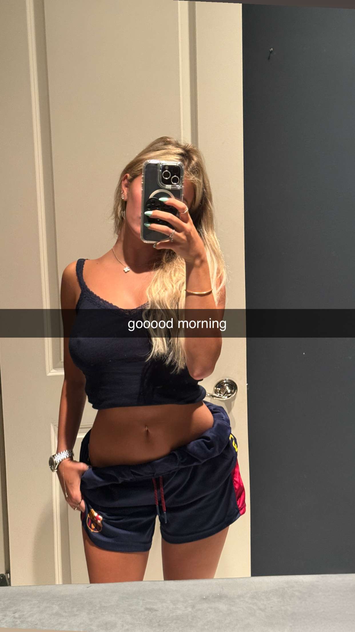 breckiehill snapchat image archive image