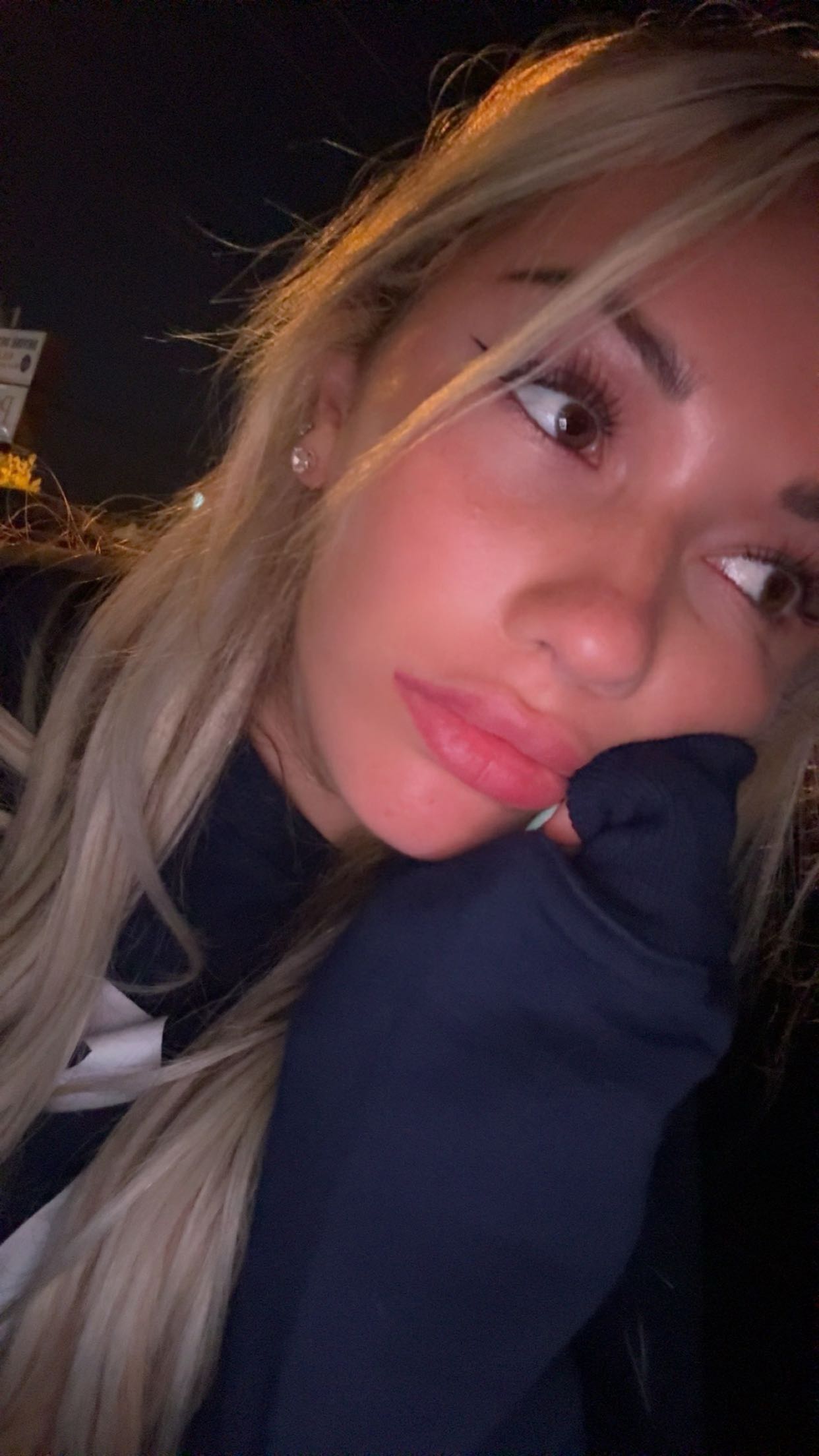 breckiehill snapchat image archive image