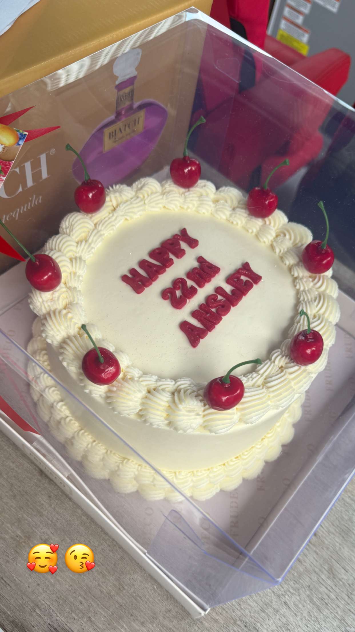 breckiehill snapchat image archive image