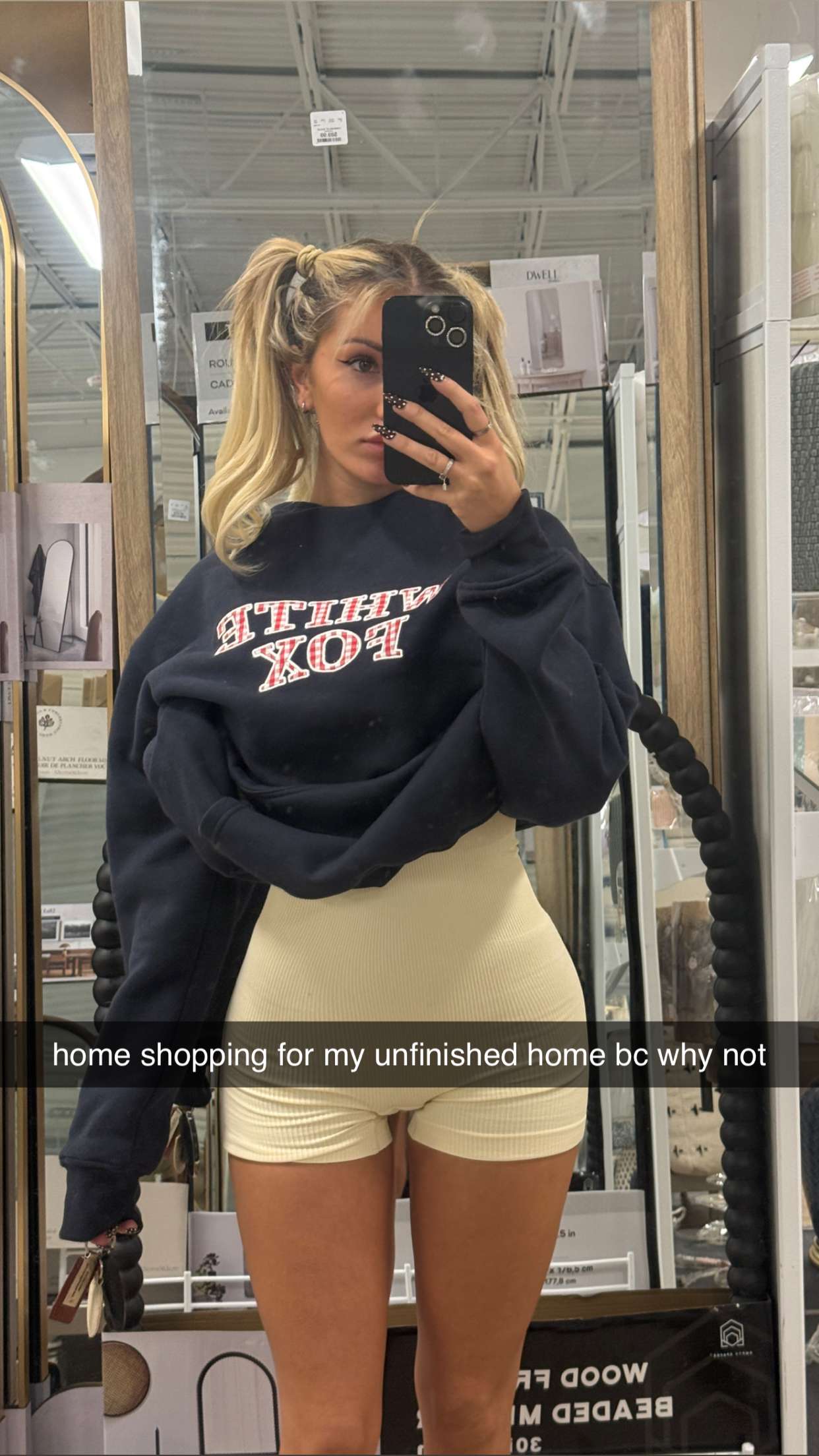 breckiehill snapchat image archive image