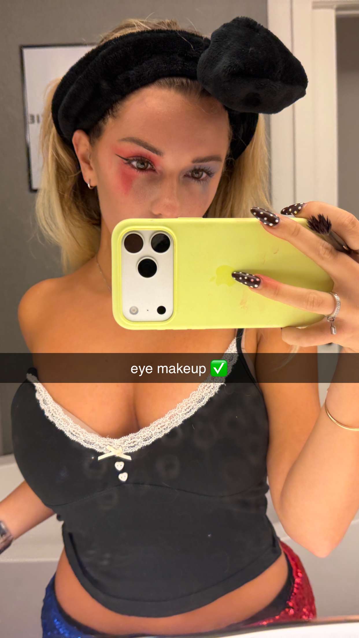 breckiehill snapchat image archive image