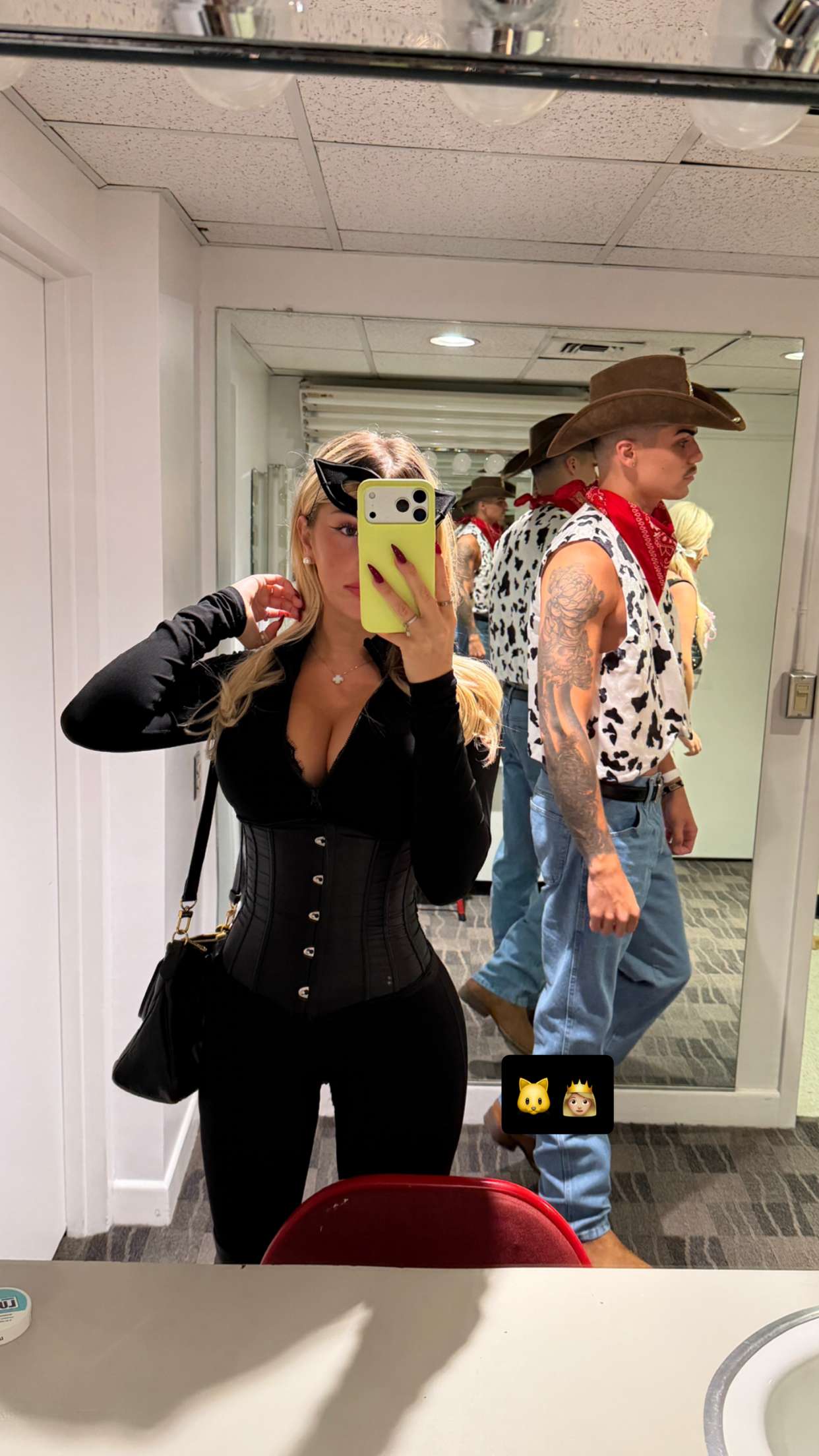 breckiehill snapchat image archive image