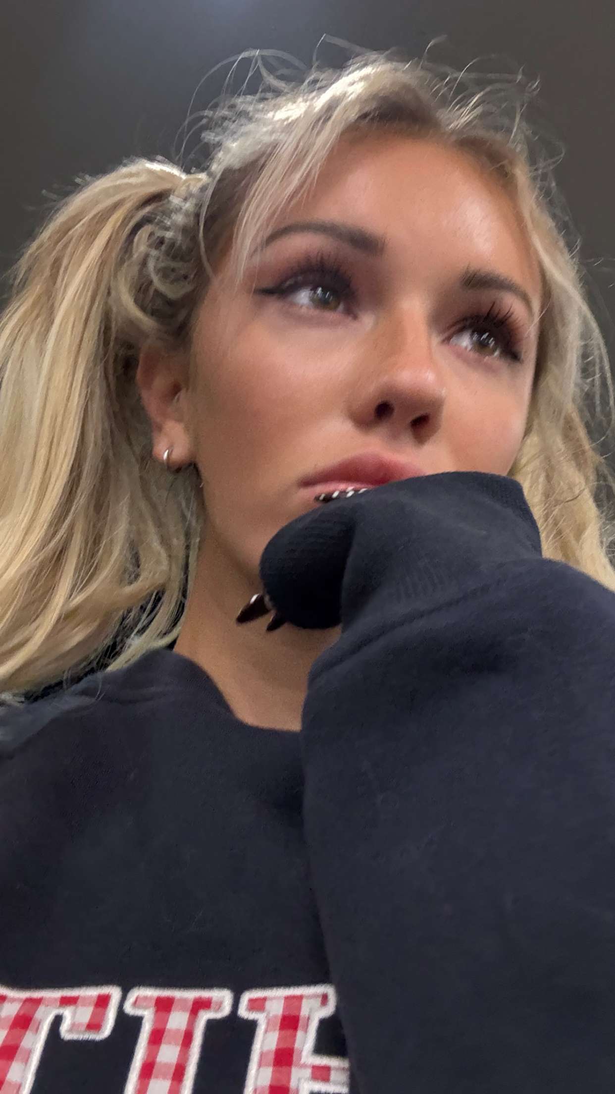 breckiehill snapchat image archive image