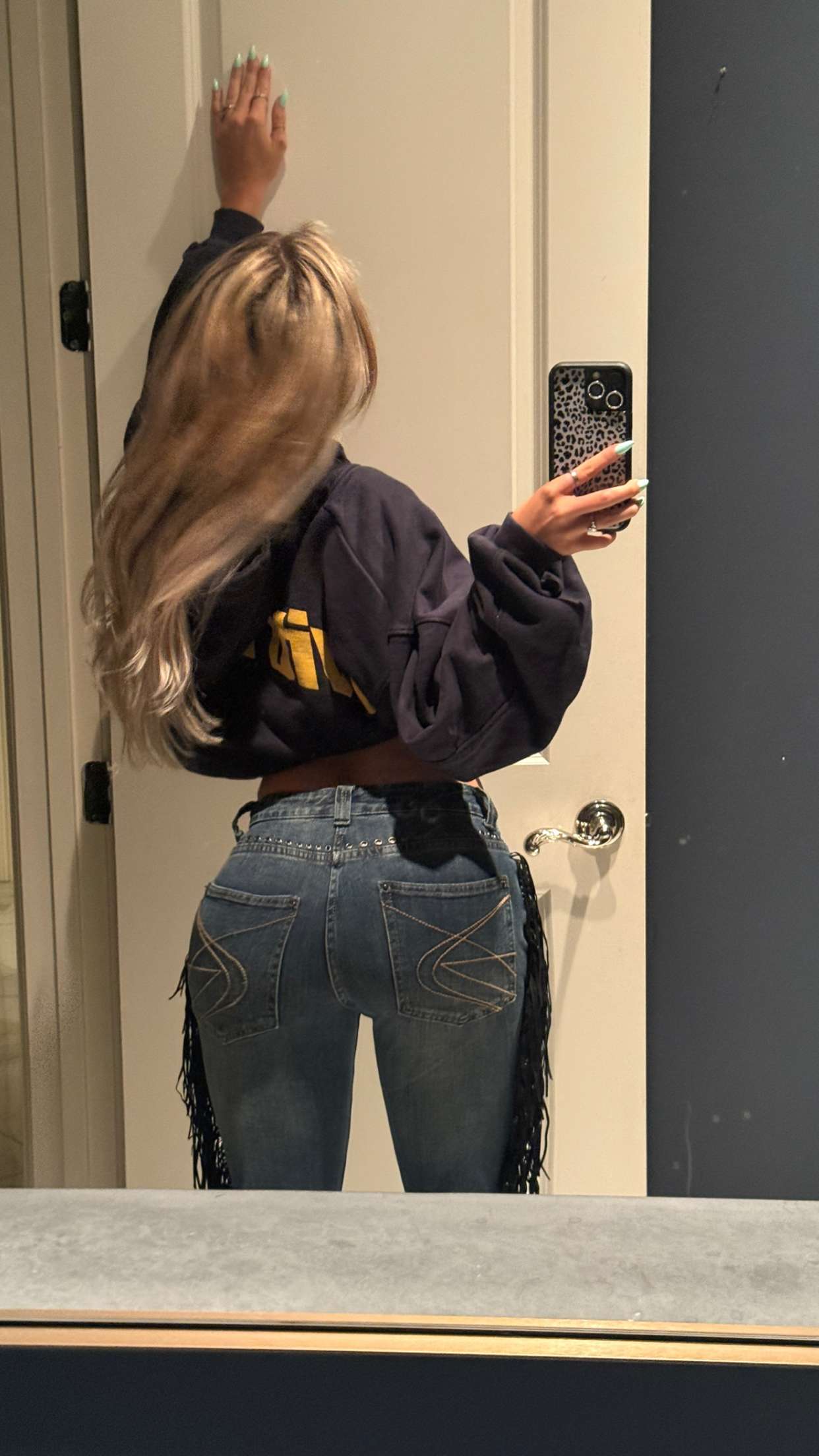 breckiehill snapchat image archive image