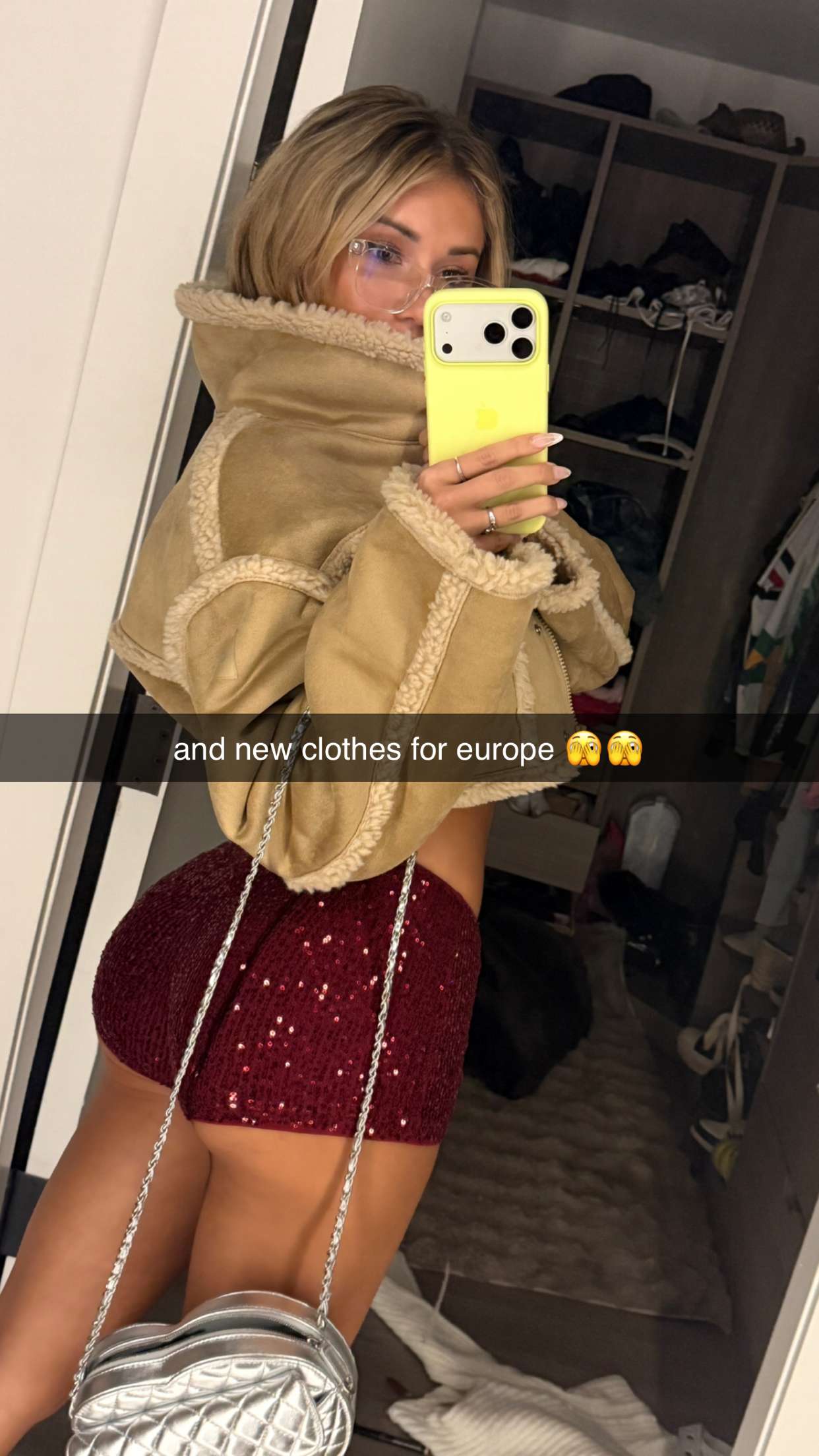 breckiehill snapchat image archive image