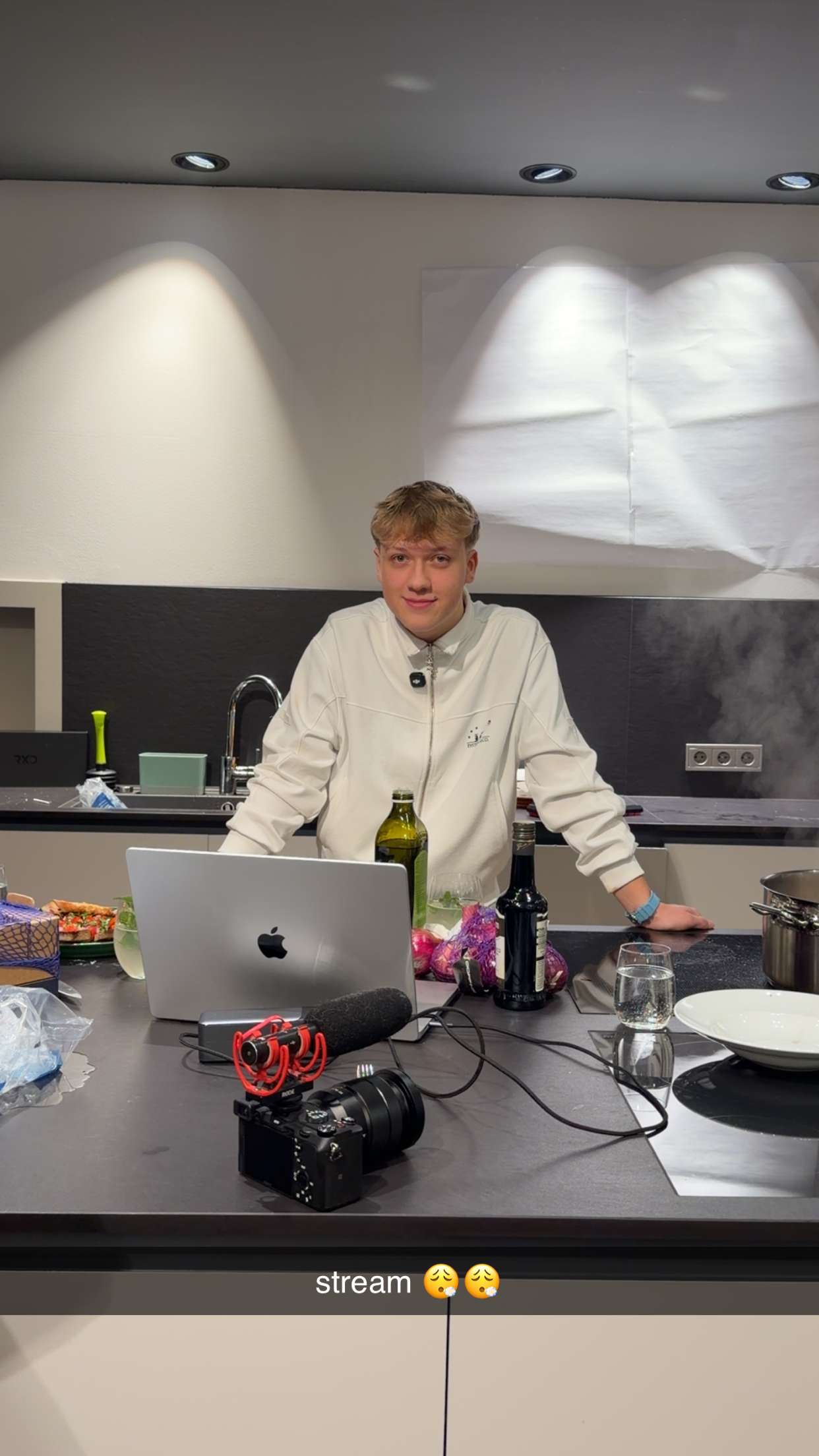 breckiehill snapchat image archive image