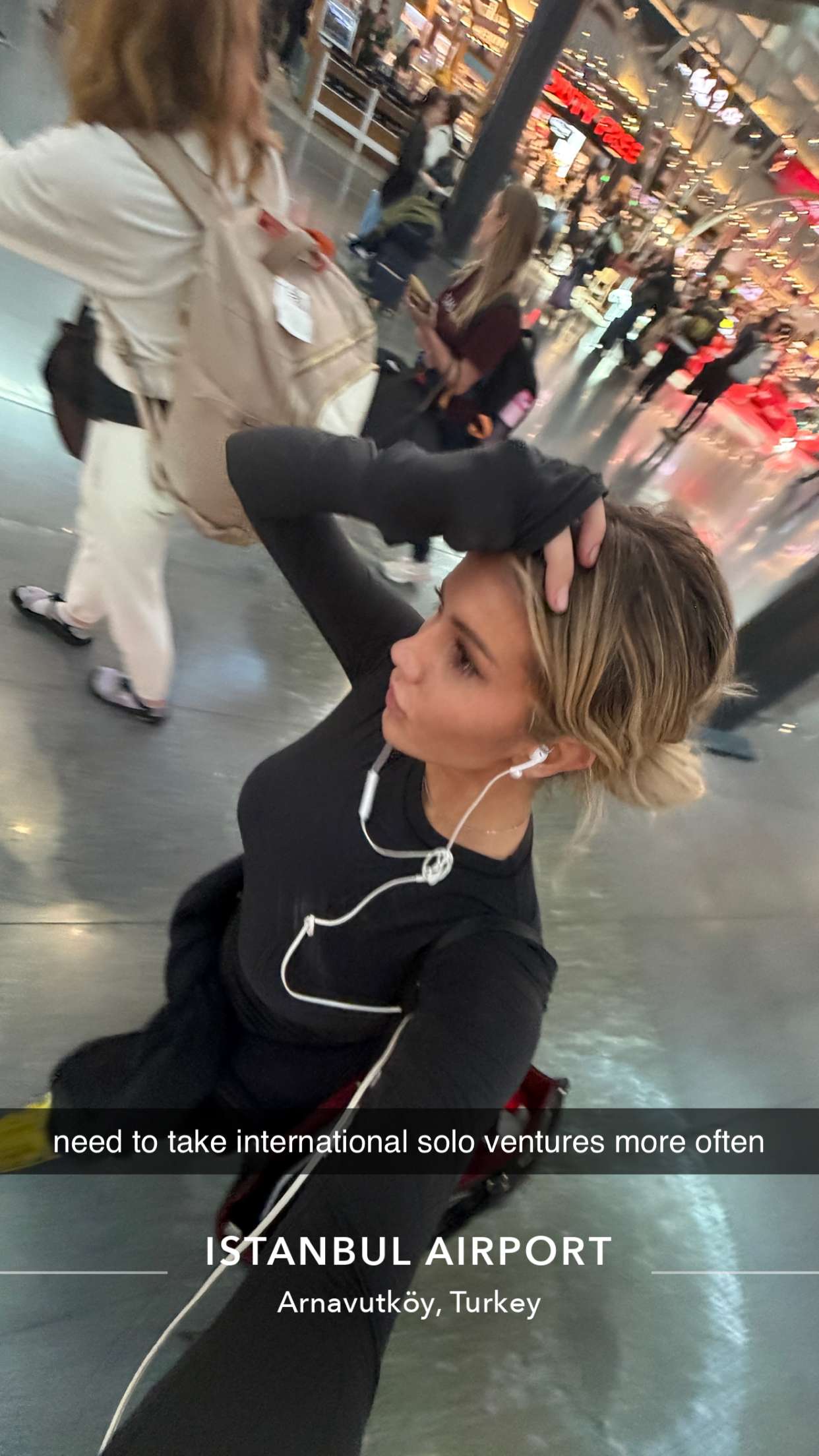 breckiehill snapchat image archive image