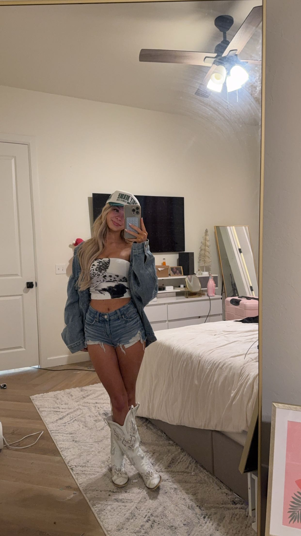 breesemaroc1 snapchat image archive image