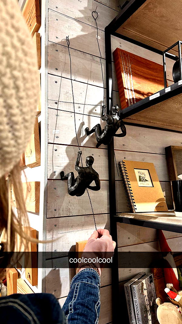 c.aitknight image ~ Altpins