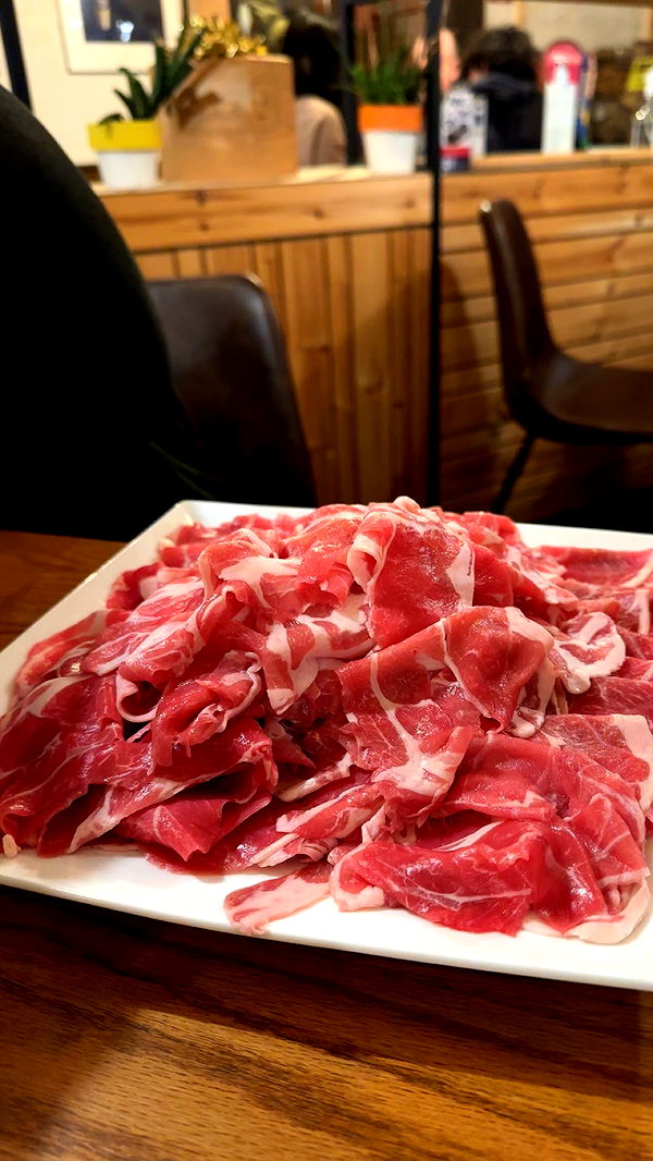 c.aitknight image ~ Altpins