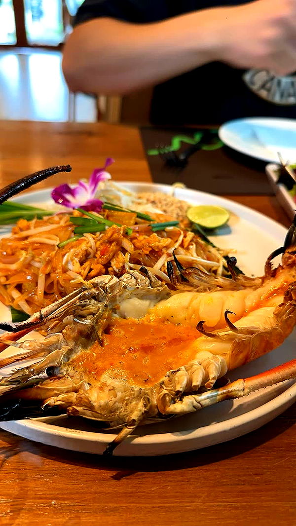 c.aitknight image ~ Altpins