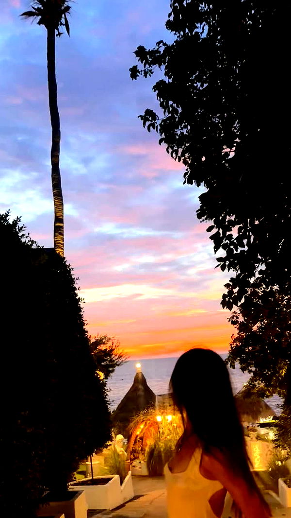 c.aitknight image ~ Altpins