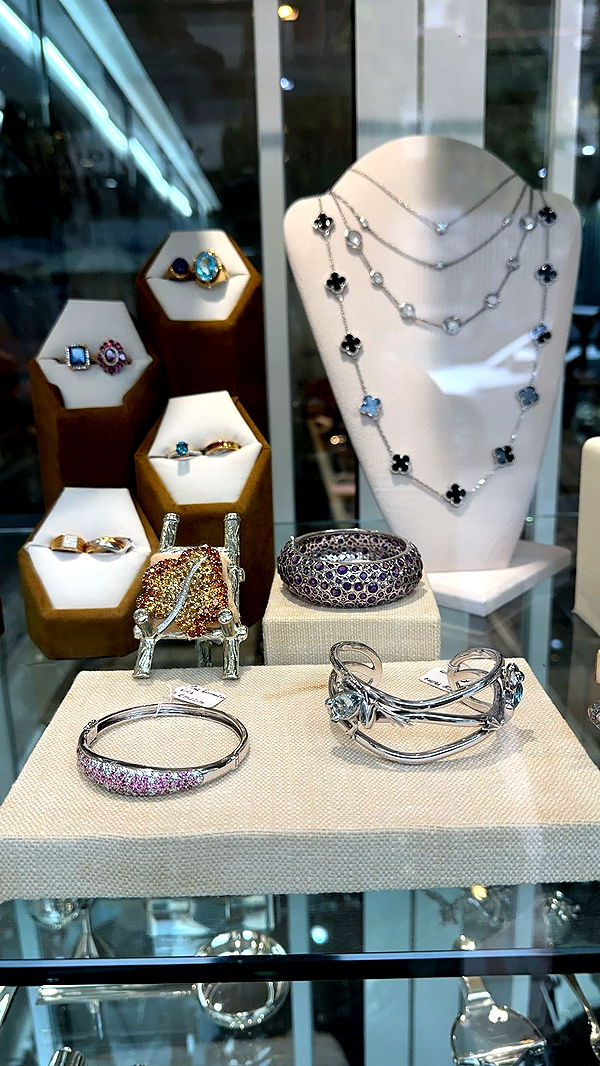 c.aitknight image ~ Altpins