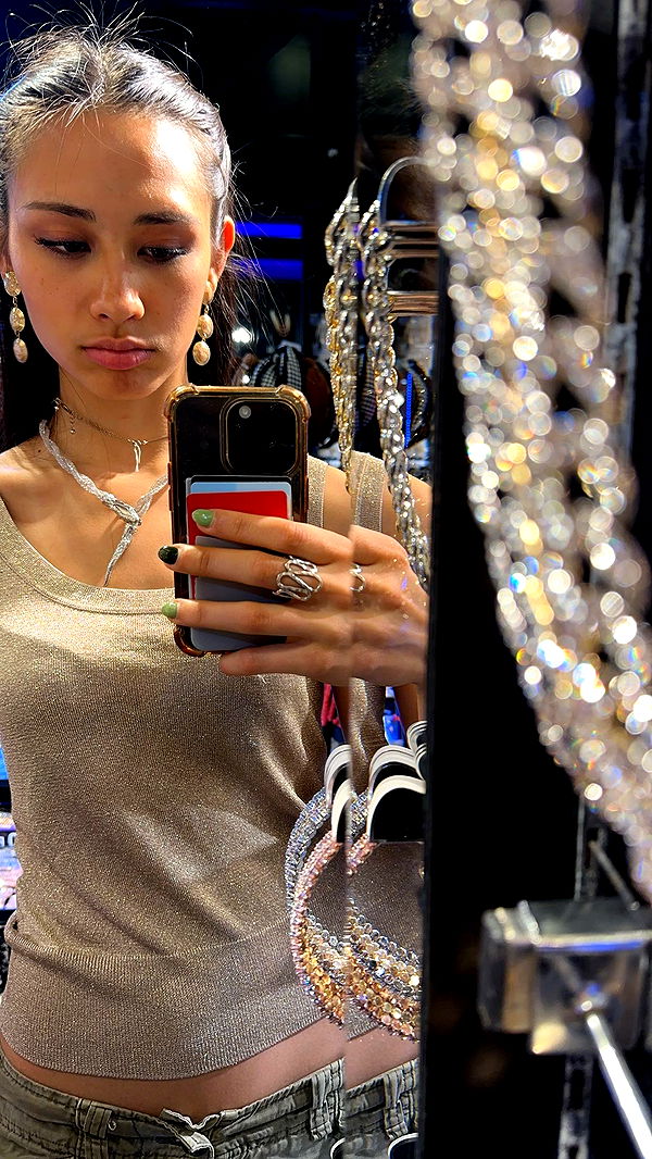 c.aitknight image ~ Altpins