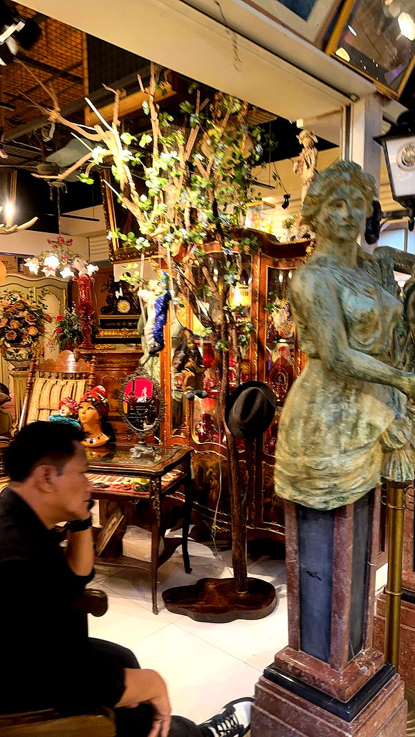 c.aitknight image ~ Altpins