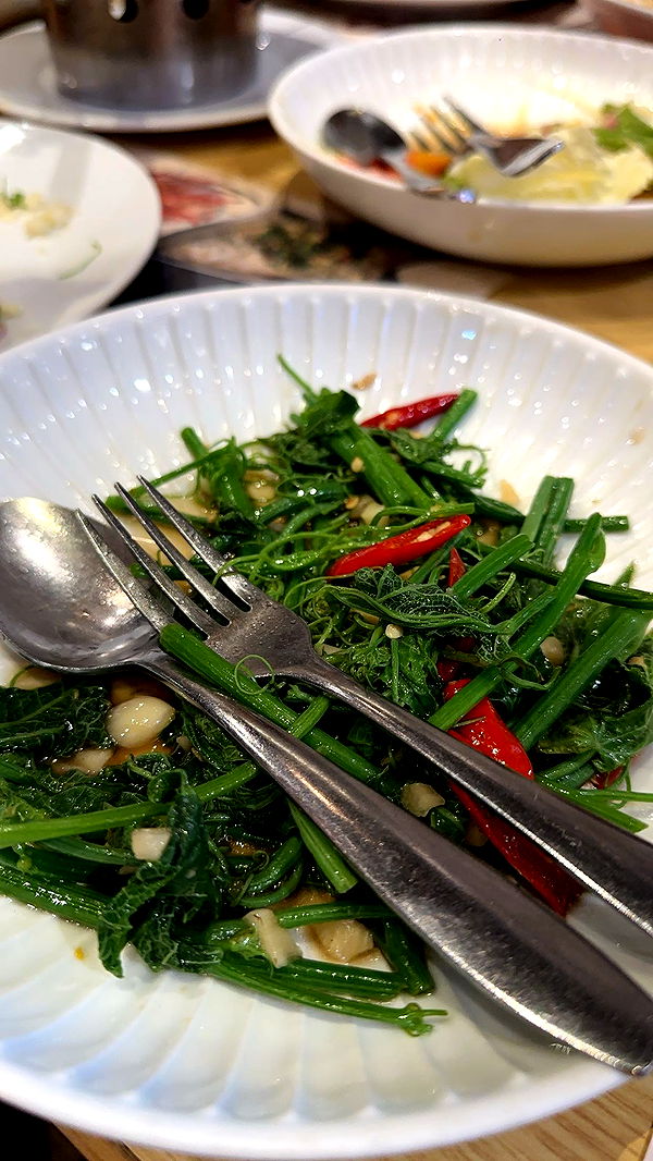 c.aitknight image ~ Altpins