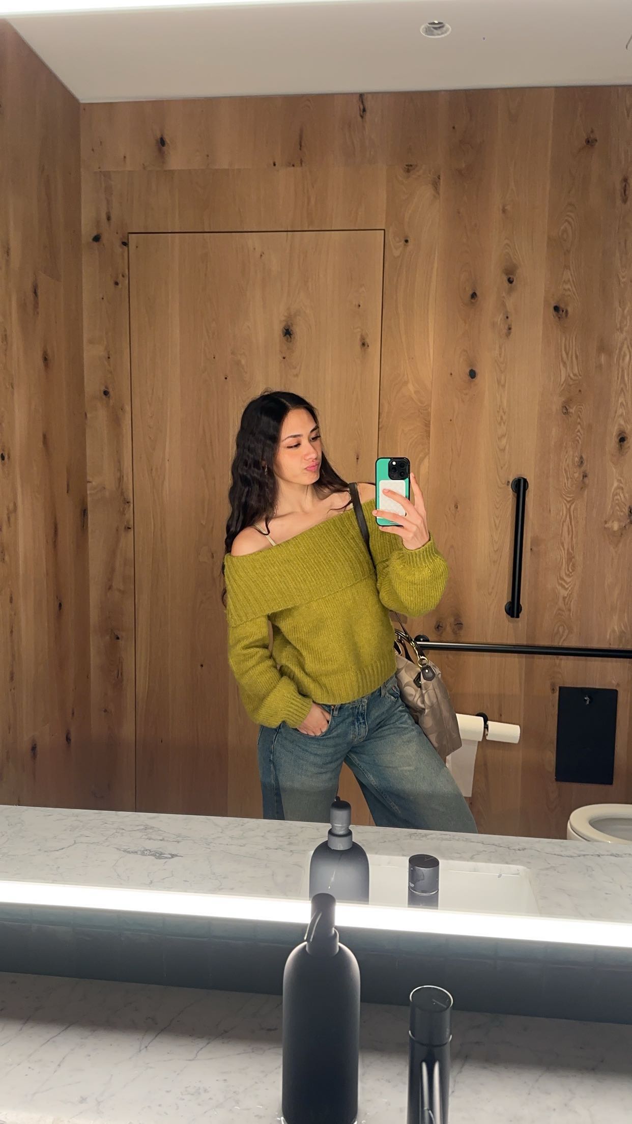 c.aitknight snapchat image archive image