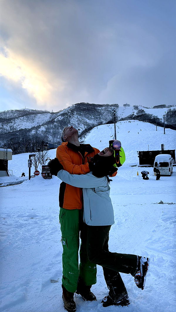 c.aitknight image ~ Altpins