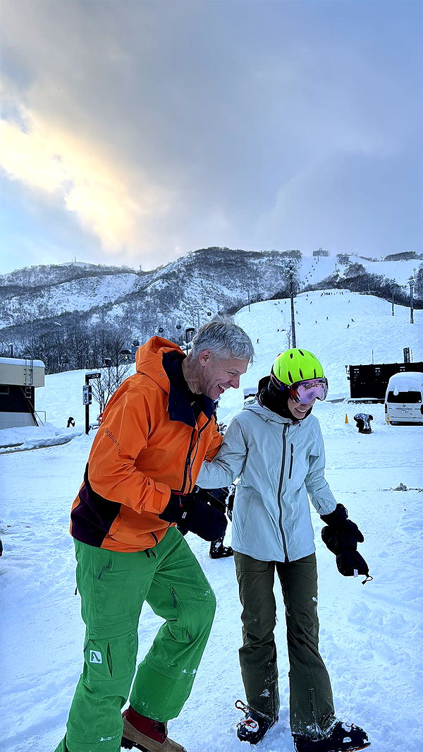 c.aitknight image ~ Altpins