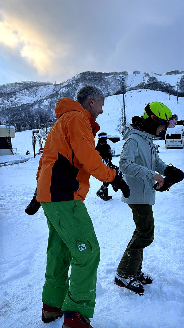 c.aitknight image ~ Altpins