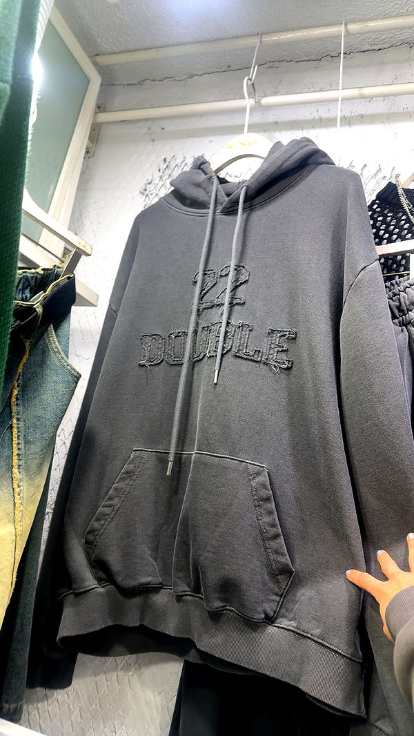 c.aitknight image ~ Altpins