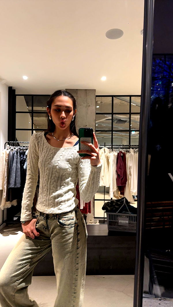 c.aitknight image ~ Altpins