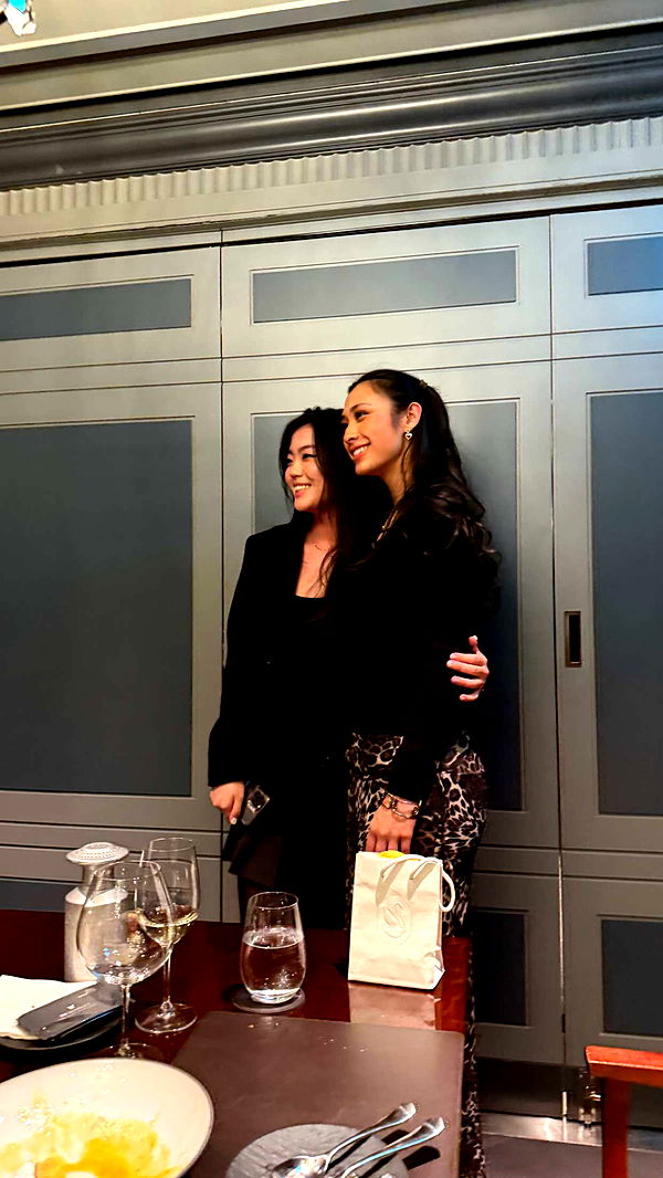 c.aitknight image ~ Altpins