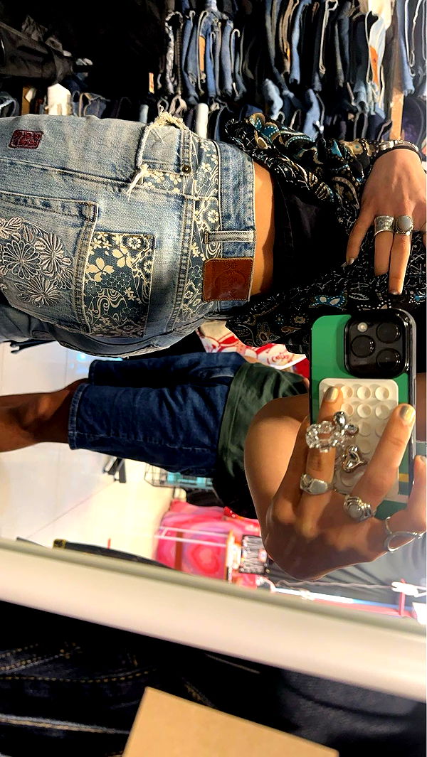 c.aitknight image ~ Altpins