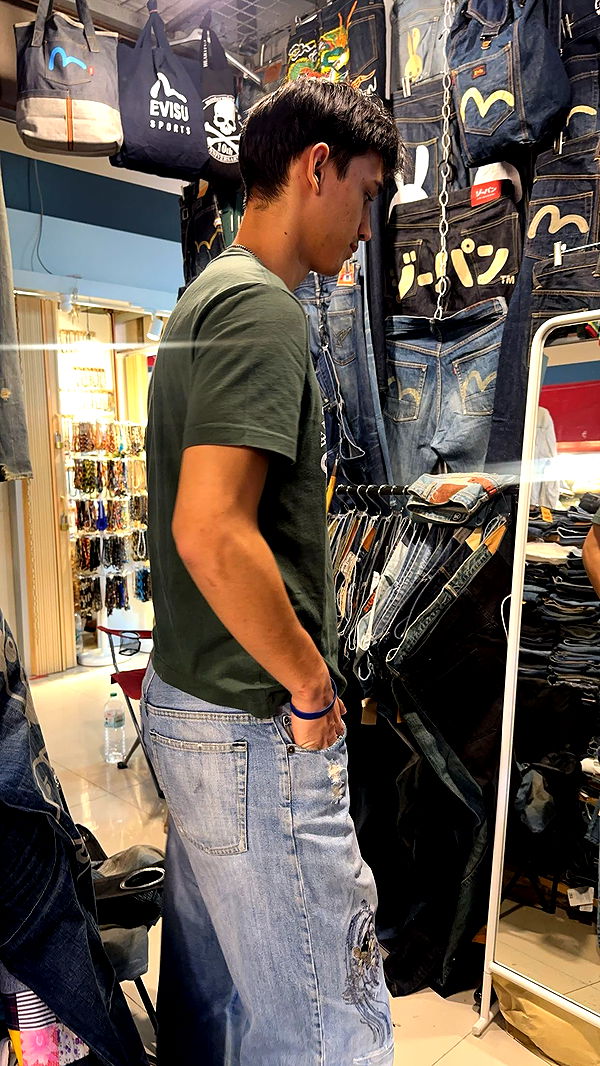 c.aitknight image ~ Altpins