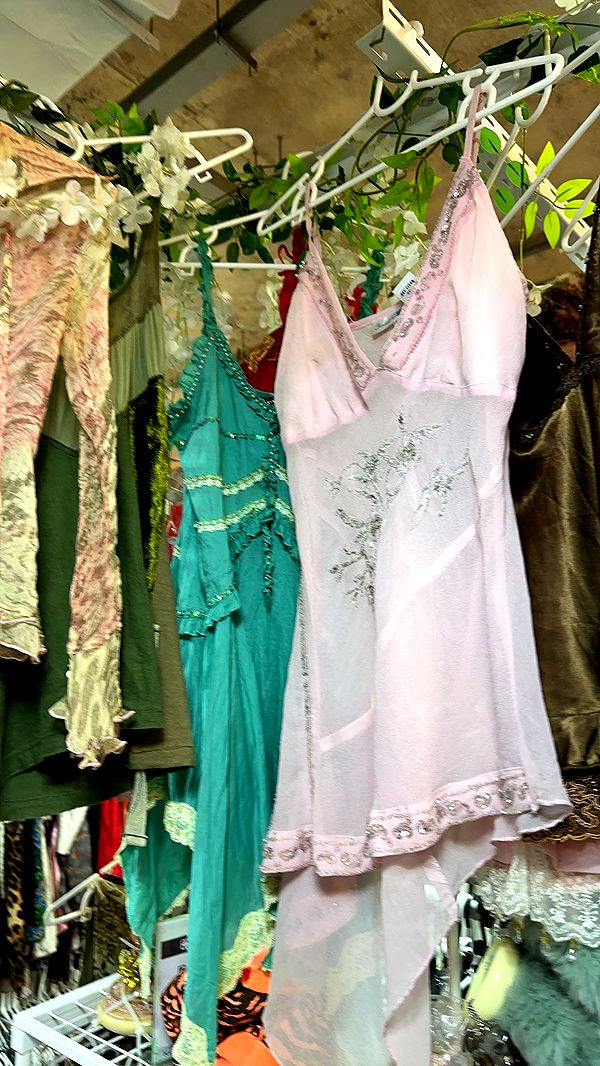 c.aitknight image ~ Altpins