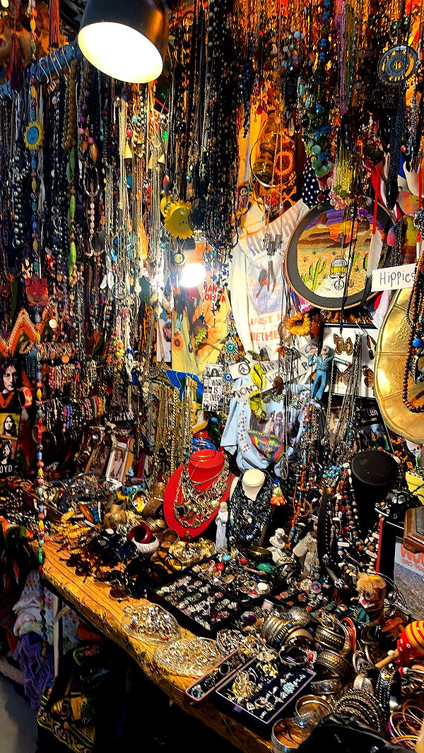 c.aitknight image ~ Altpins