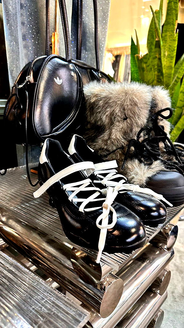 c.aitknight image ~ Altpins