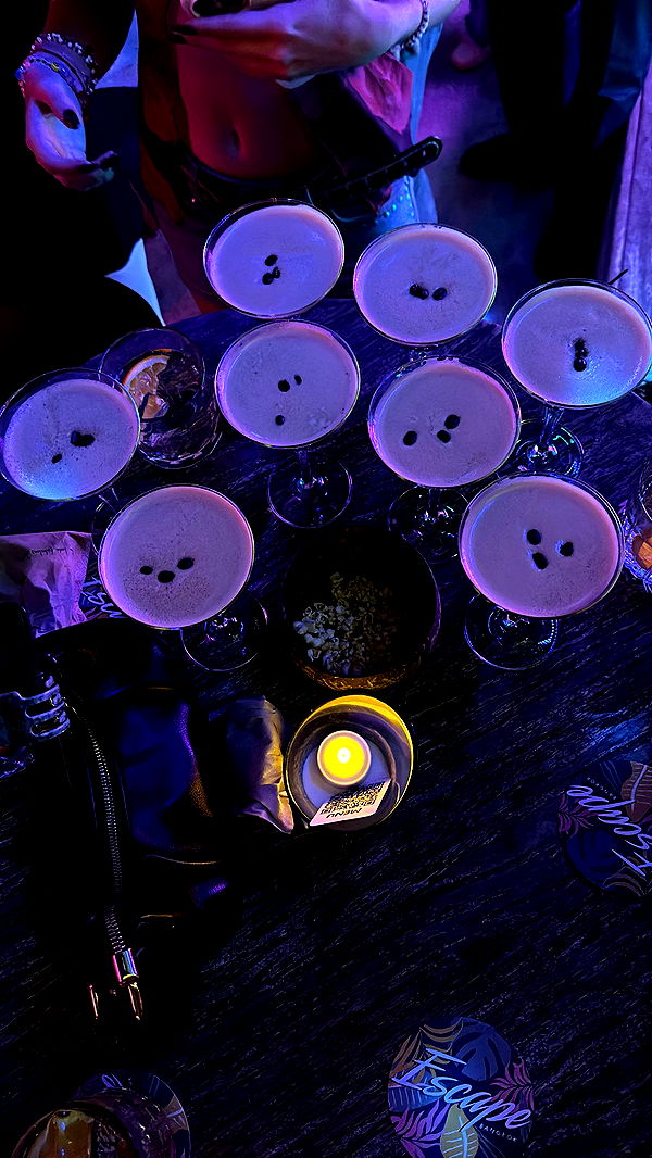 c.aitknight image ~ Altpins