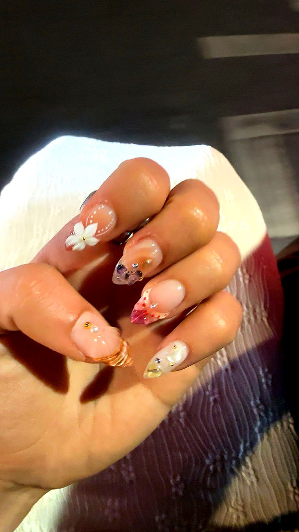 c.aitknight image ~ Altpins