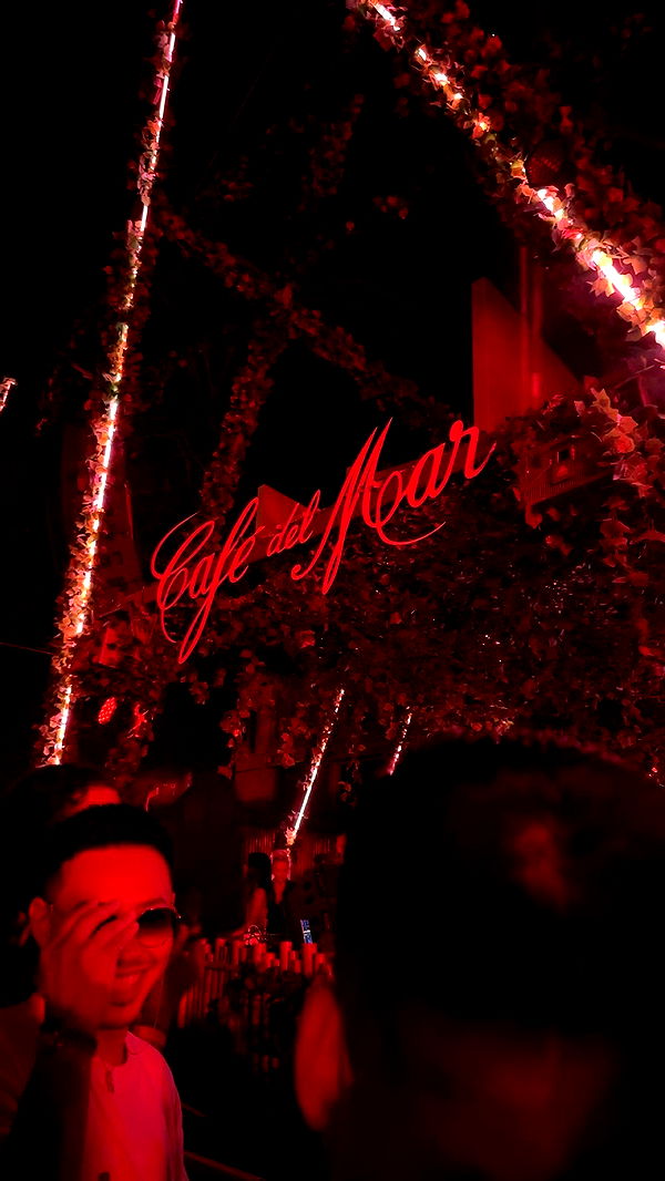 c.aitknight image ~ Altpins