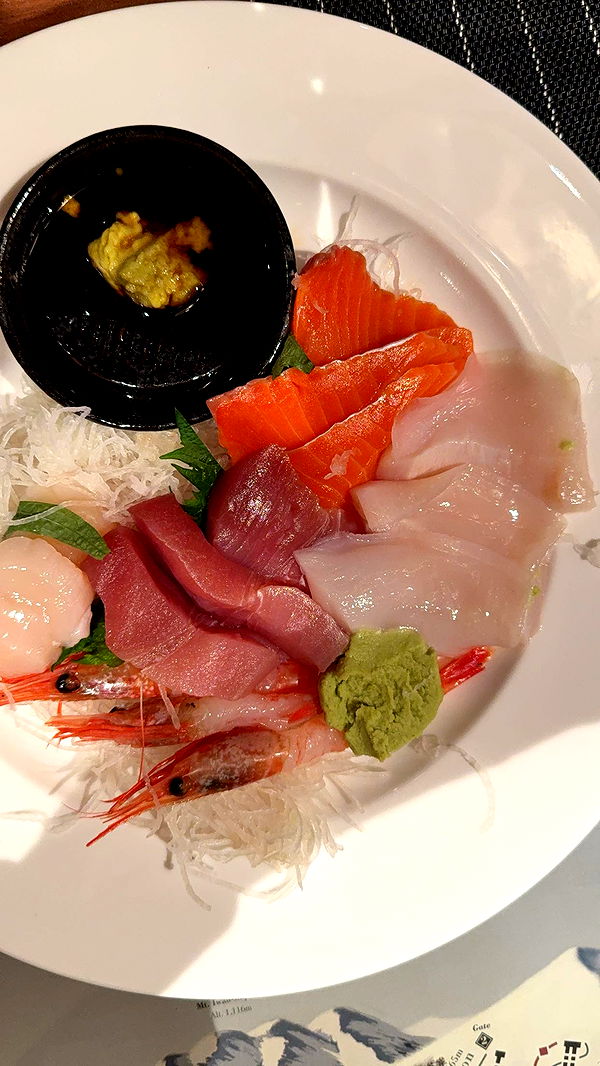 c.aitknight image ~ Altpins