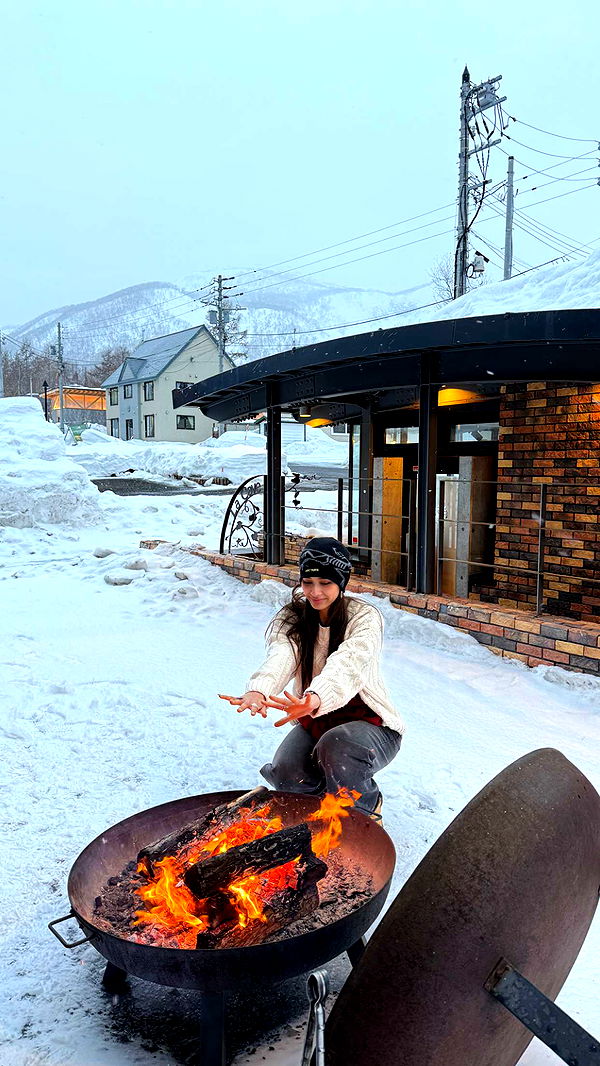 c.aitknight image ~ Altpins