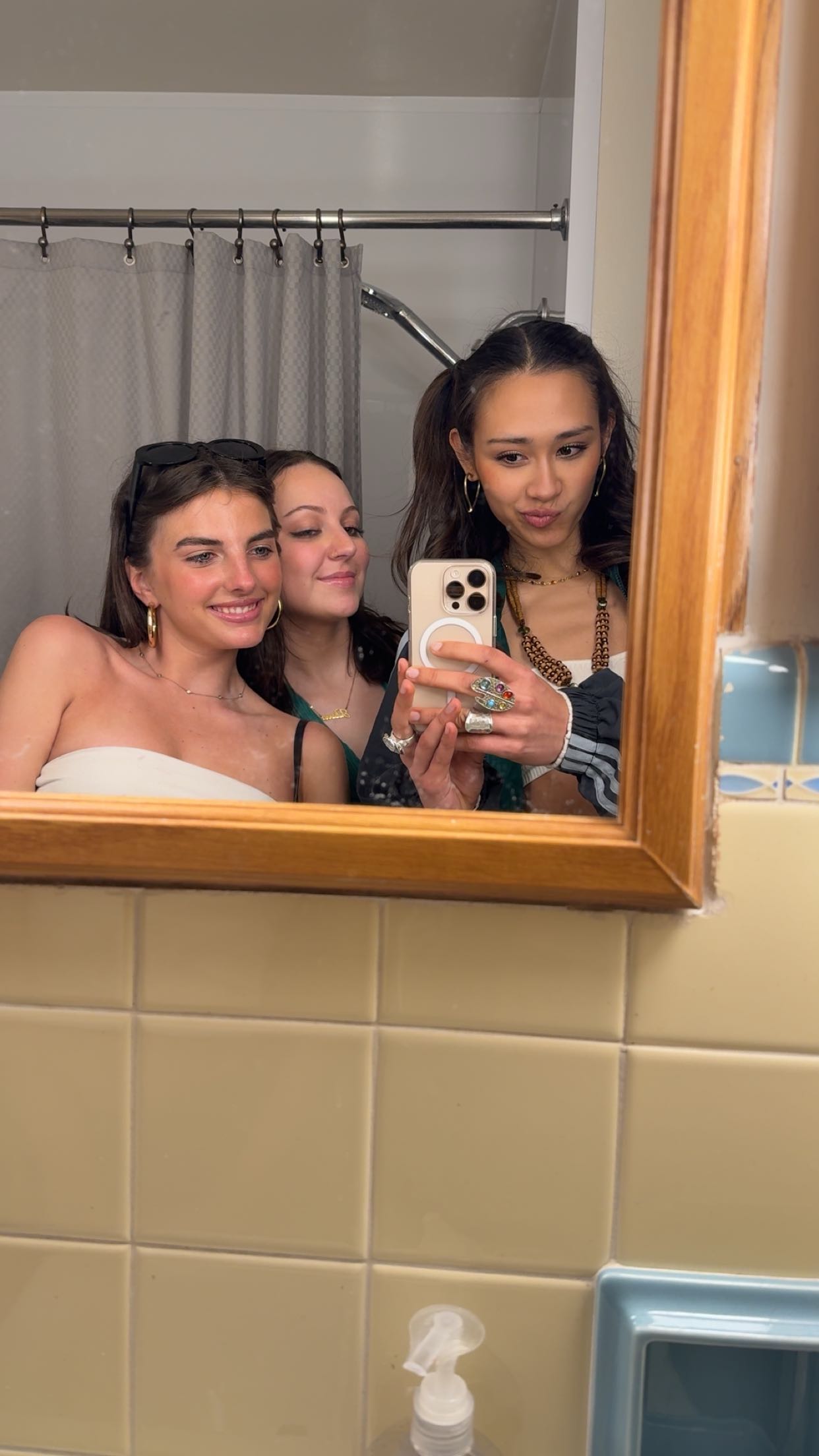 c.aitknight snapchat image archive image