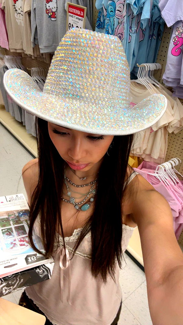 c.aitknight image ~ Altpins