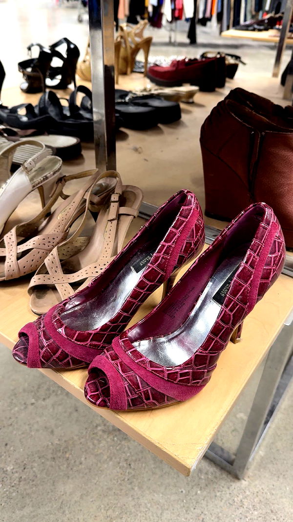 c.aitknight image ~ Altpins