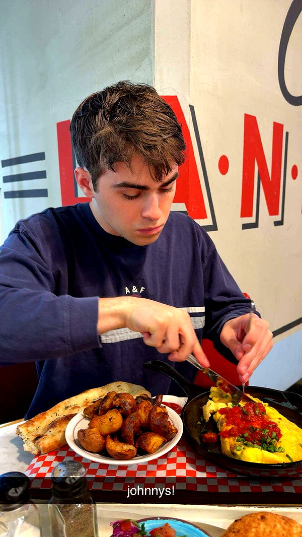 c.aitknight image ~ Altpins