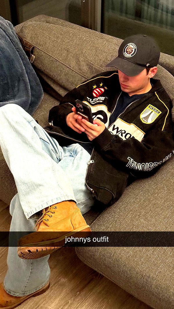 c.aitknight image ~ Altpins